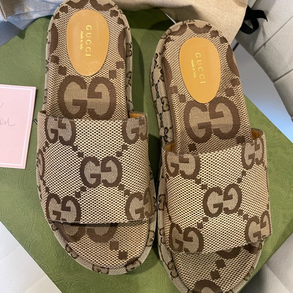 Gucci Angelina GG platform slide sandal - Size 38 fits like a 7.5 US - Picture 5 of 9